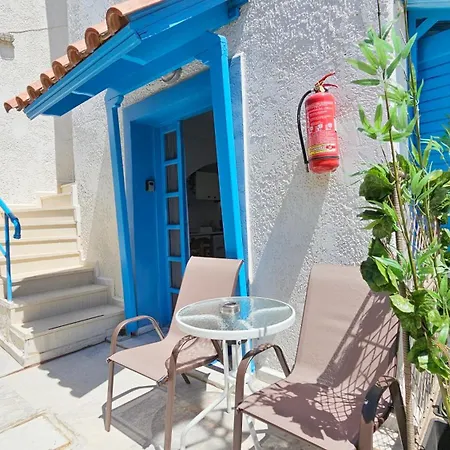 Michele Marie Apts Αγία Πελαγία  Δωμάτιο φωτογραφία